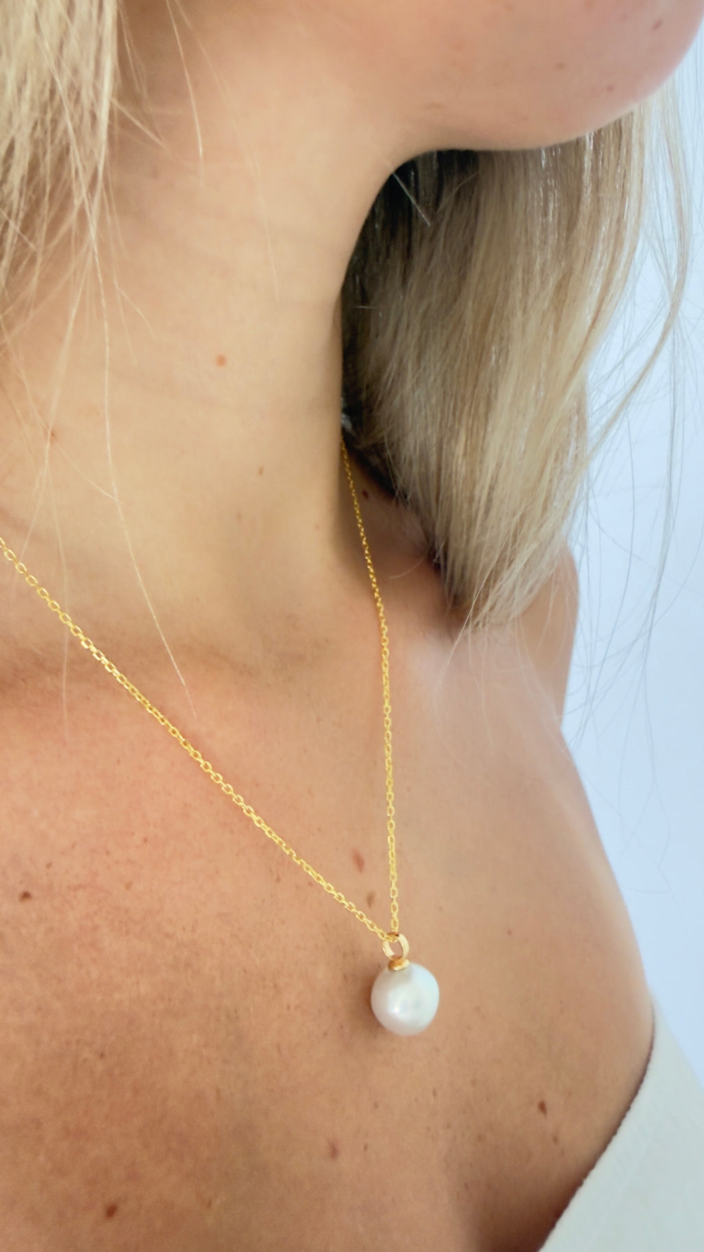 Lyra Necklace