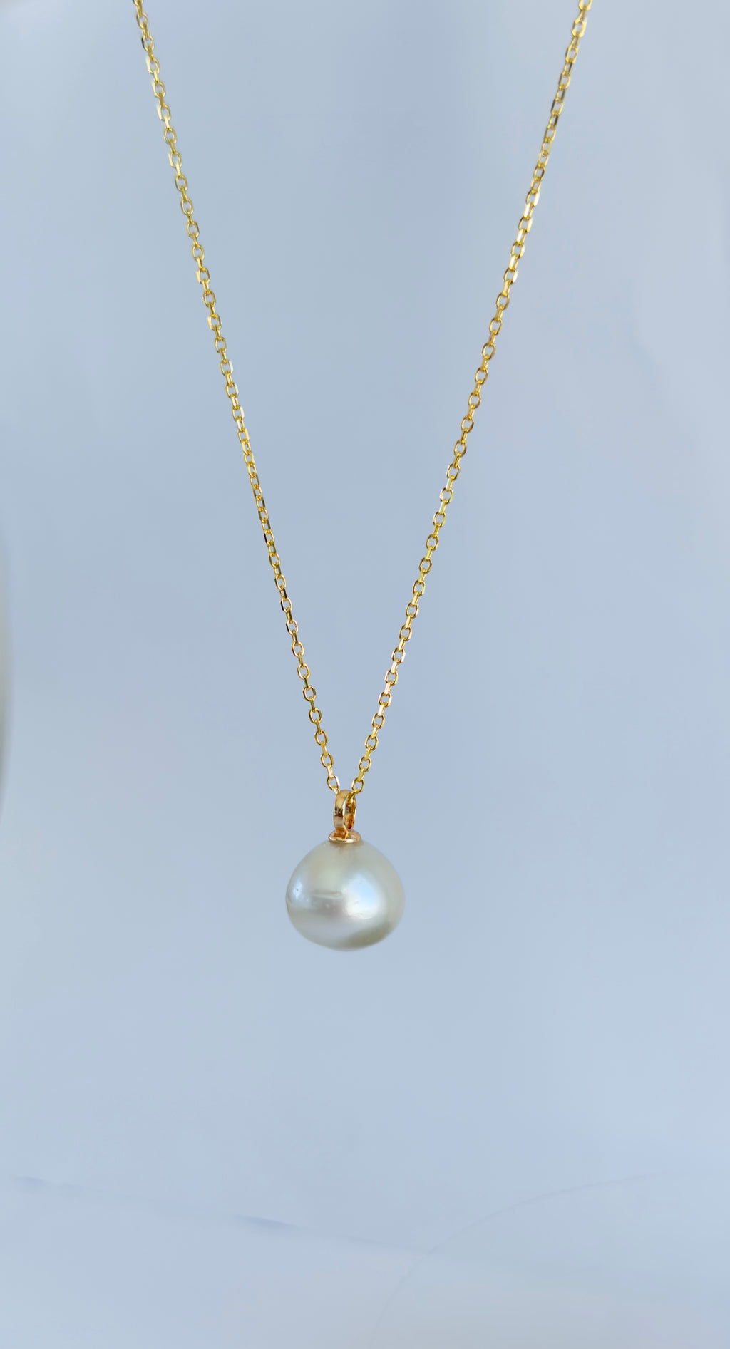 Eos Necklace