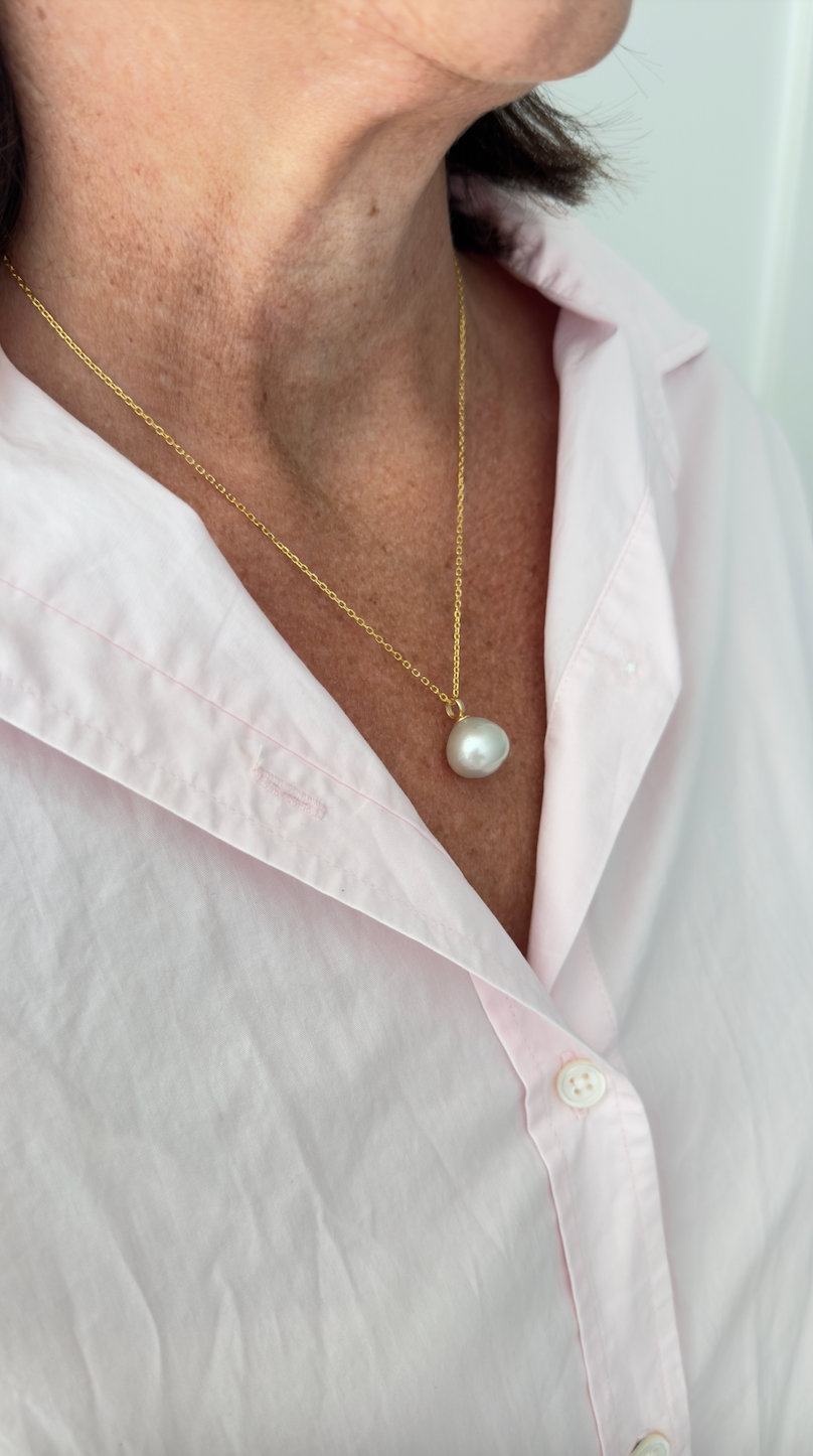 Eos Necklace