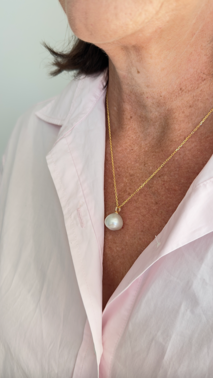 Eos Necklace